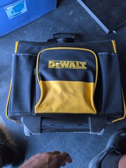 DeWalt rolling bag - brand new