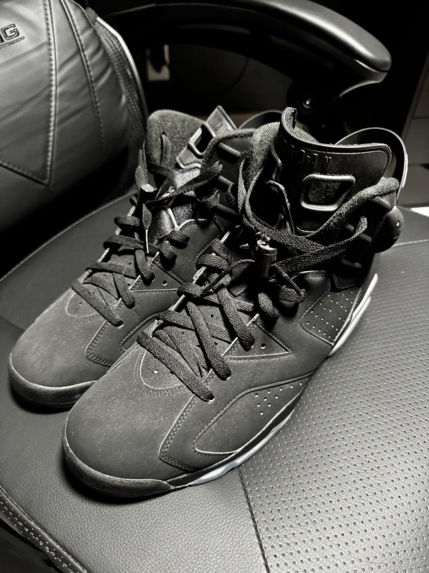 Air Jordan 6 Chromes