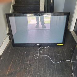 3 Working Tvs Need Remote