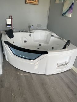 Corner Whirlpool Bathtub, 61'' Jetted Tub with Heater