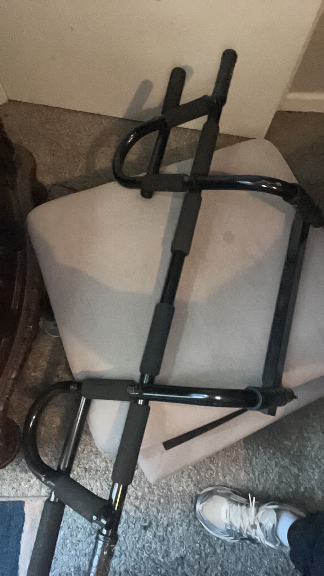 Athletic Pull Up Bar