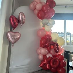 8ft Valentines garland
