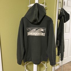 New with Tag Patagonia Boardshort Logo Uprisal Hoody Women Large Men M