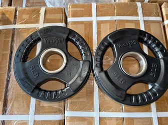 New Pair of 5 pounds plates