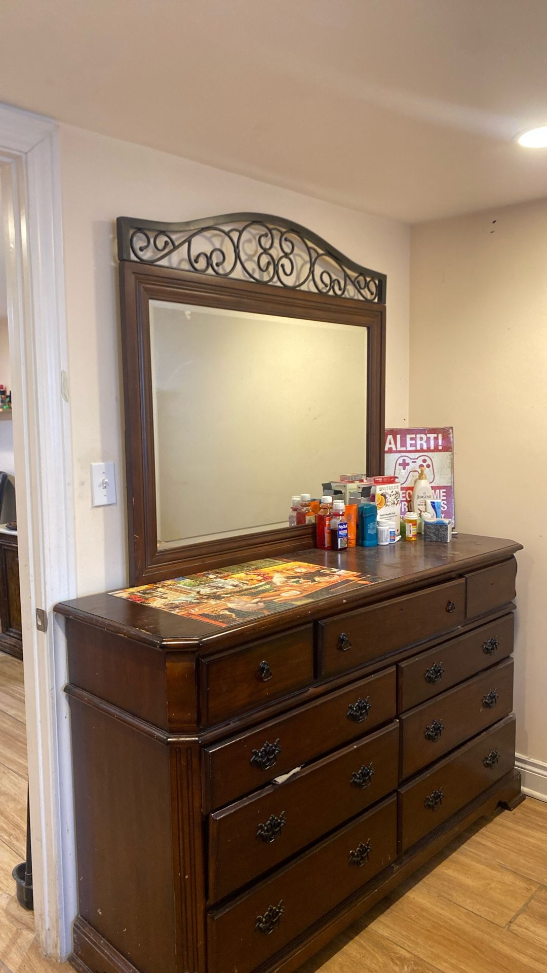 Dressing Table With Mirror