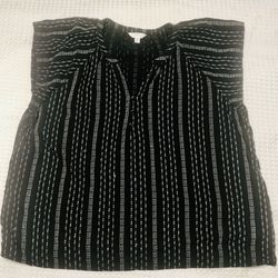 Time and Tru Black Embroidered Top Plus Size XXXL 22 Short Sleeve VNeck Pullover