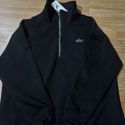 Black Alo quarter zip size large 