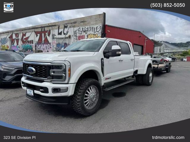2023 Ford F450 Super Duty Crew Cab