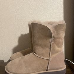 Classic Short UGGS
