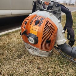 Leaf Blower