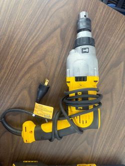 DEWALT Corded Electric hammer Drill