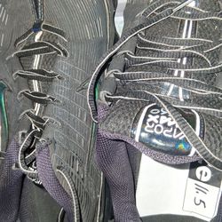 SUPER NICE NIKE BLACK SNEAKERS