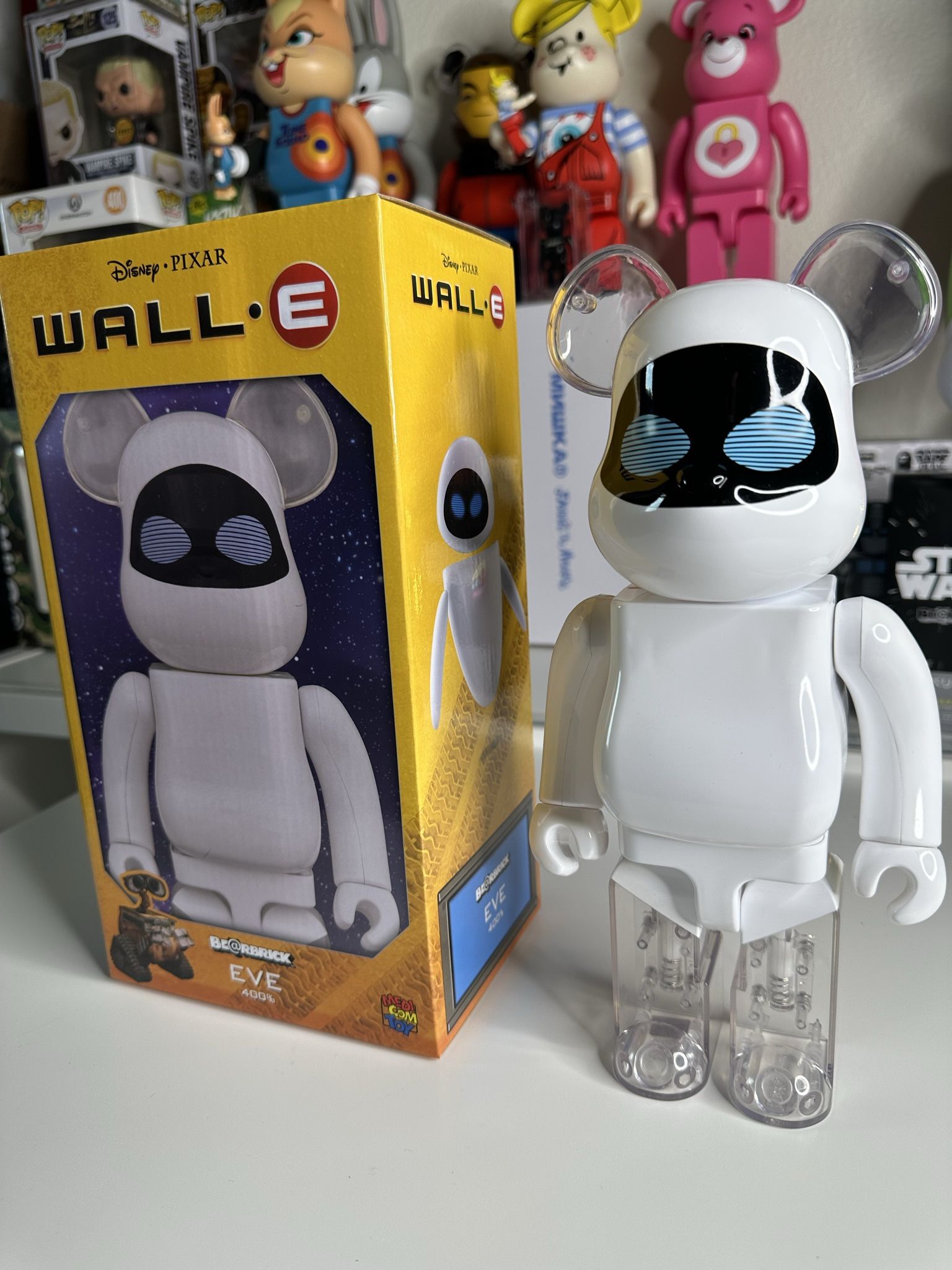 Bearbrick disney pixar wall-e eve 400% medicom toy figure