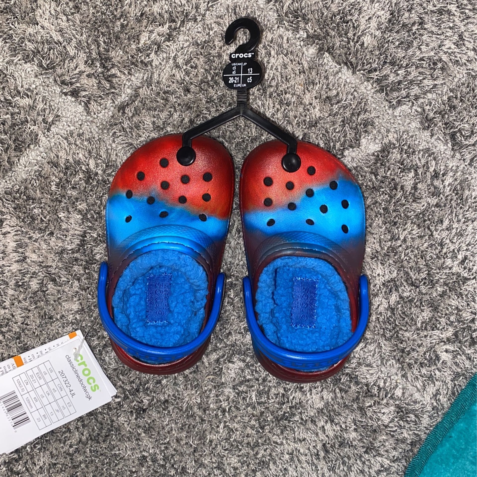 Toddler CROCS Unisex Classic Marbled Tie Dye Blue & Red Lined Clog Toddler 5
