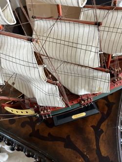 Victory 1765 Model Ship