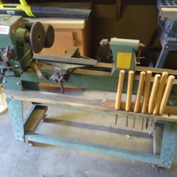 Table Saw  $100 And Wood Lathe $300