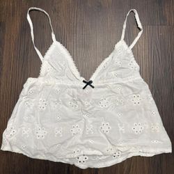 Cute White Top Edikted 