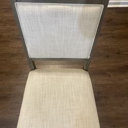 4 Dining Table Chairs 