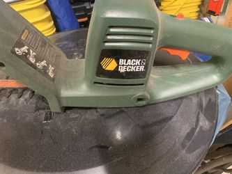 Black &Decker Electric Hedge Trimmer 