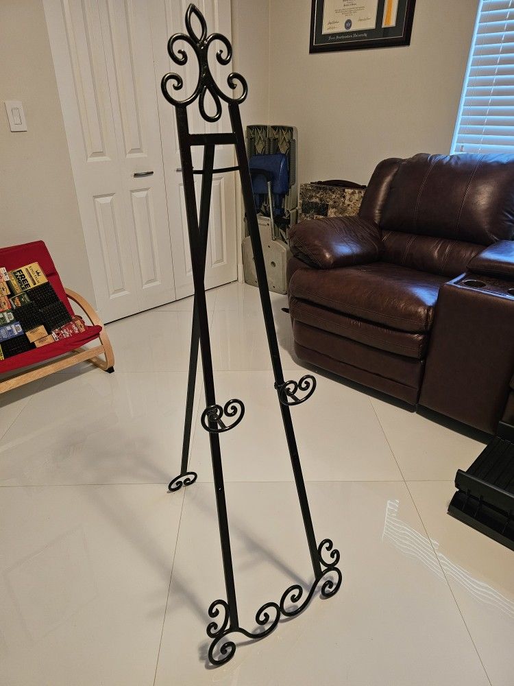 Large Easel Metal 