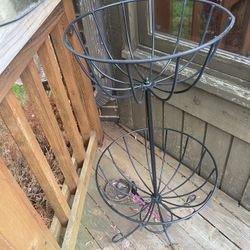 Plant Stand 