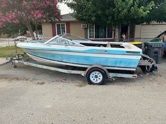 18ft Marlin Ski Boat With Trailer