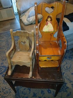 Children's play chairs.