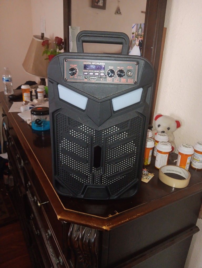 Portable Wireless Bluetooth Speaker With LED Lights