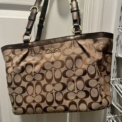 Coach Brown Shoulder Tote Bag