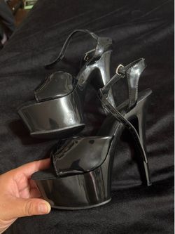 New pleaser heels size 9