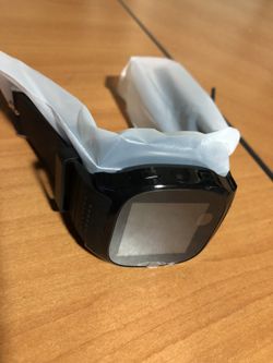 Brand new Bluetooth smart watch with camera and charger