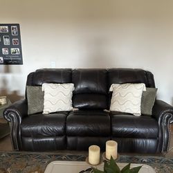 2 Beautiful Reclining Couches (dark Espresso)