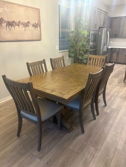 Farmhouse Table