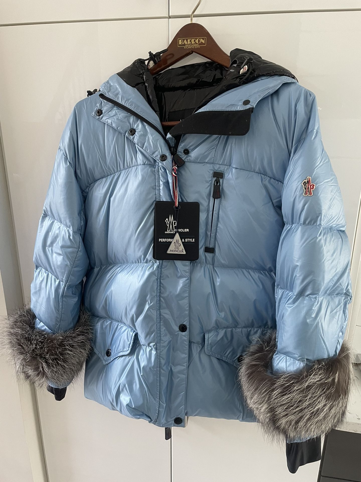 New Moncler Womens Fur Puffer Jacket Size M