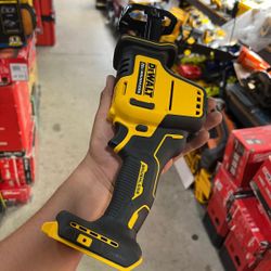 DEWALT 20V CORDLESS SAW BRUSHLESS $129