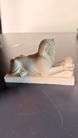 Decorative Figurine & Sculpture Collection – 4 Piece Home Decor Lot
