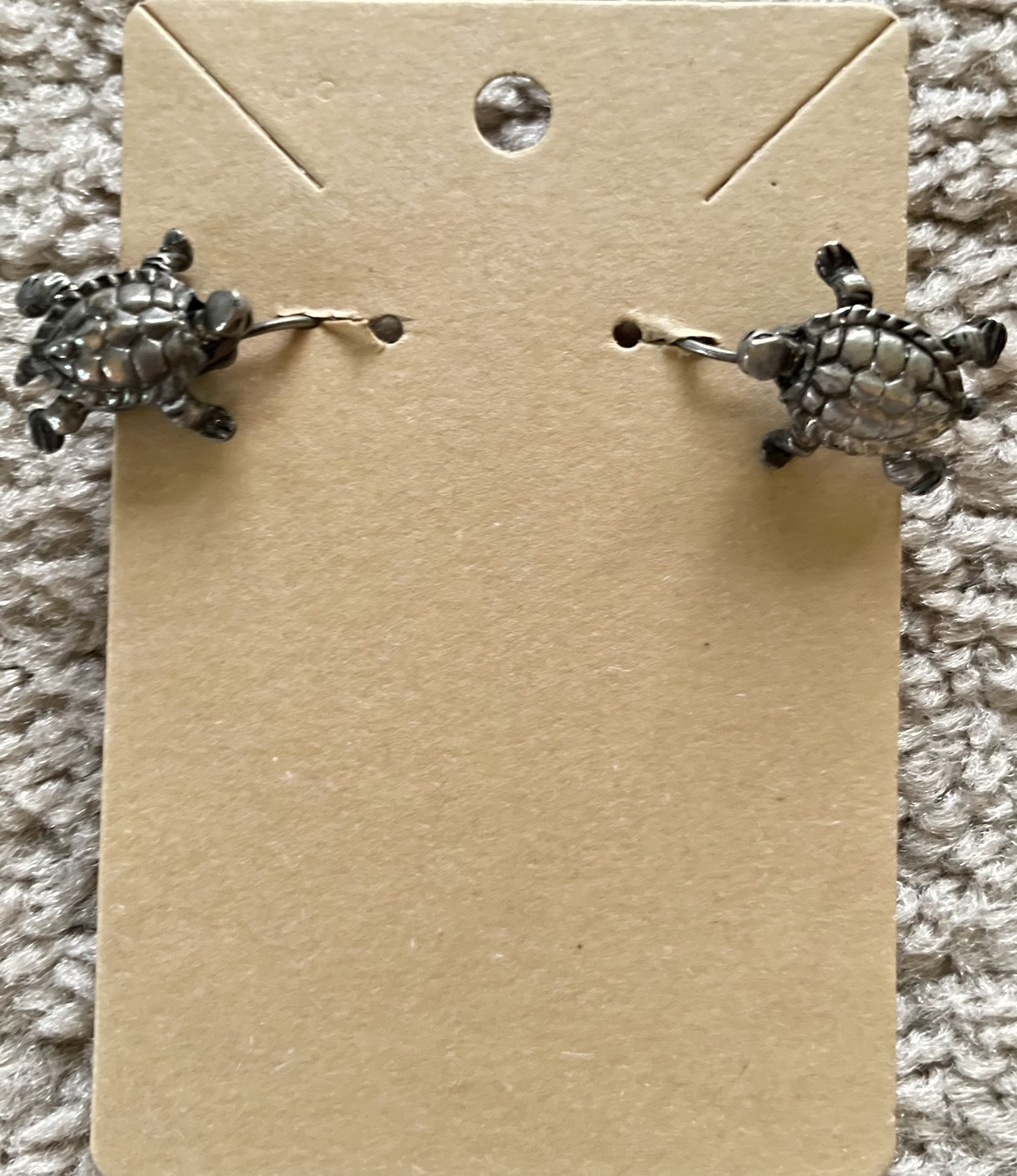 1”-long Black/Silver Turtle Earrings