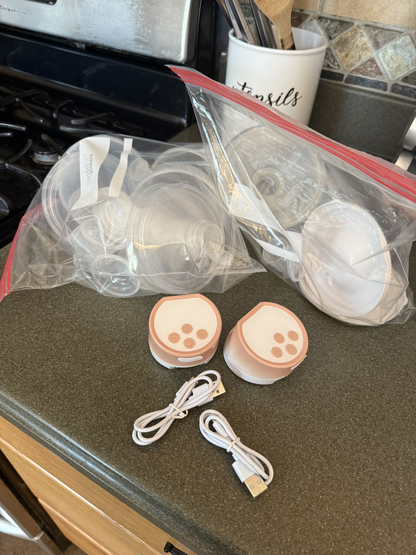 Momcozy Wearable