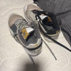 Ja Morant basketball shoes need gone size 8.5
