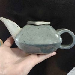 Handmade Ceramic Teapot With Lid