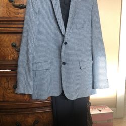 Boys Suit, Navy Size 16