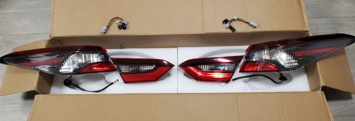 Toyota Camry 2018-2024 LE/SE/TRD OEM 4 Taillights