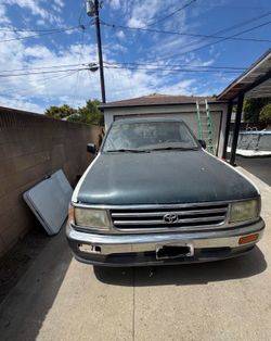 Toyota T100