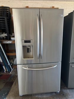 Fridges for sale are Plugged in free Deliver