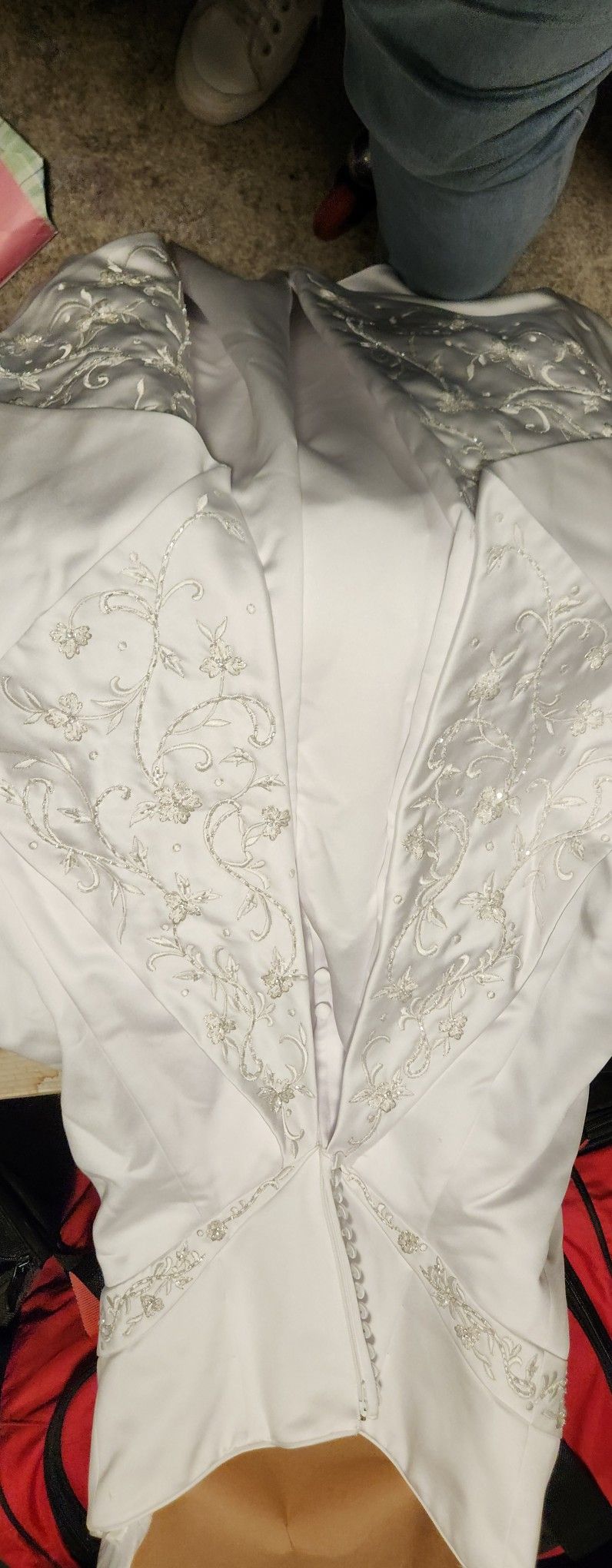 David's Bridal Wedding Gown