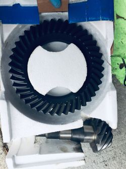 Dodge Ram 9.25 differential 4.10 gears