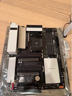 Gigabyte B550 VISION D (Rev. 1.0) AMD / AM4 Motherboard w/ Wi-Fi 6 802.11ax