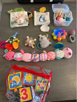 Baby/infant TOY LOT