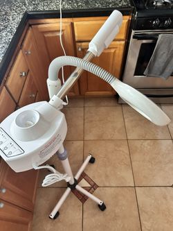 Facial Steamer And Light