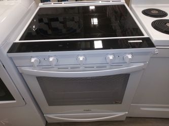 Whirlpool Slide-in convection range. BRAND NEW!!!